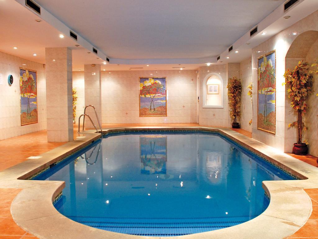 Apartamentos Coronado マルベーリャ エクステリア 写真